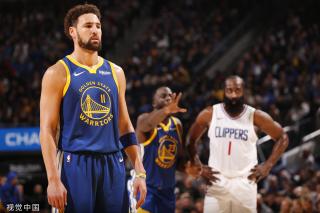 更是两队荣 更是两队荣